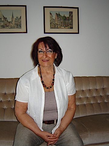 Monika53 (53) aus dem Kanton Bern